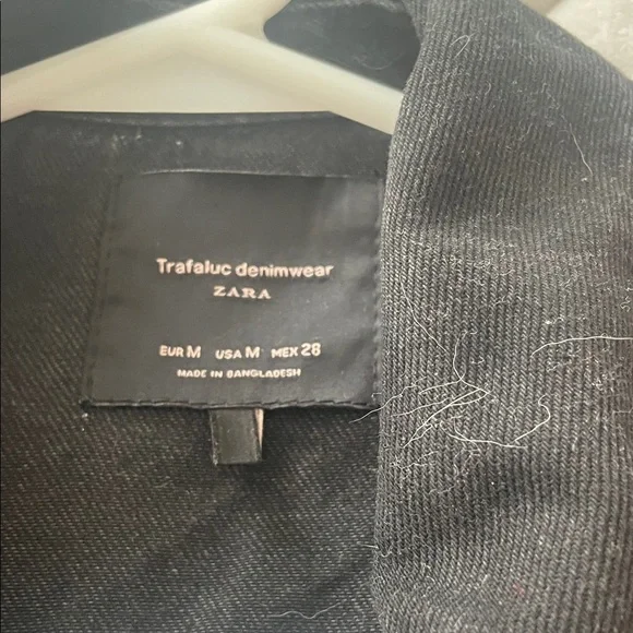 Zara Black Denim Jacket with Red Floral Embroidery Western concert vibes - Picture 3 of 8